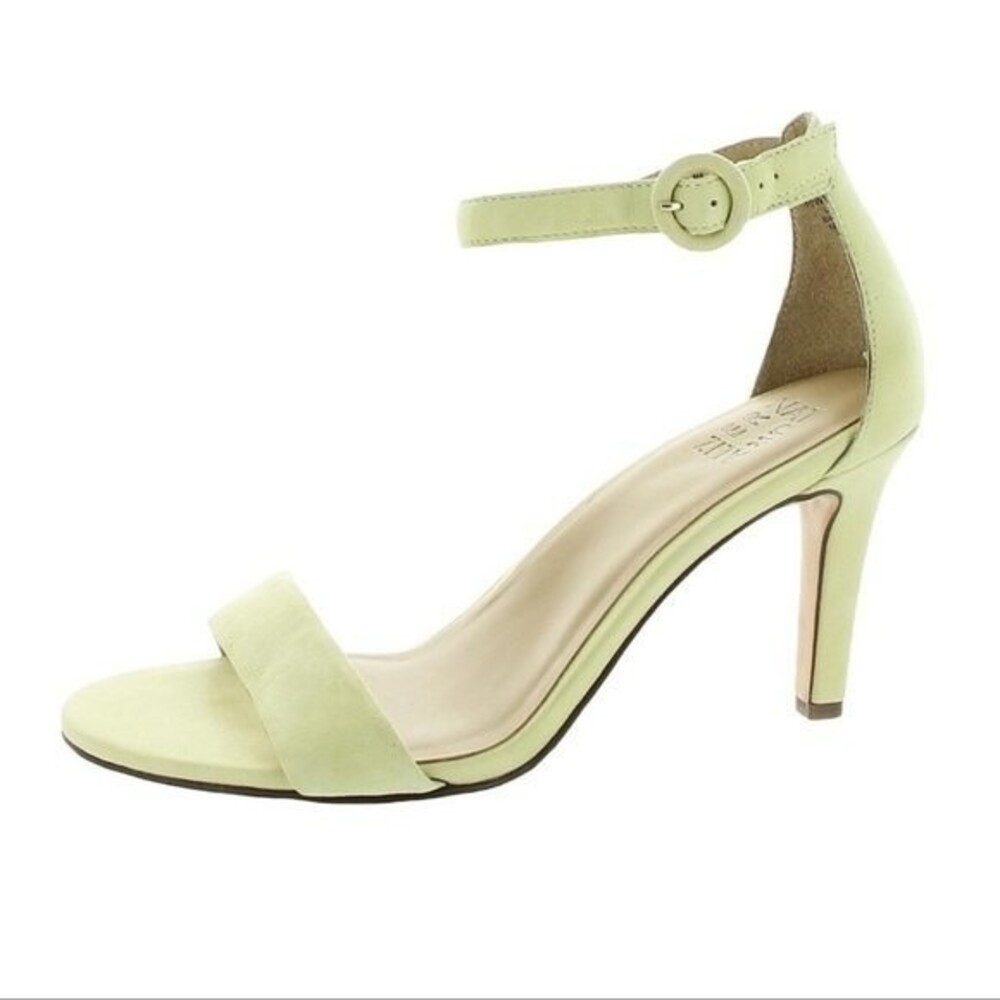 Naturalizer Kinsley Leather Dress / casual spring Sandals Yellow 8